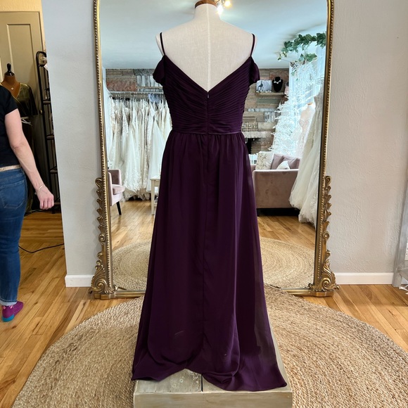 Sorella Vita Gown - Picture 2 of 4